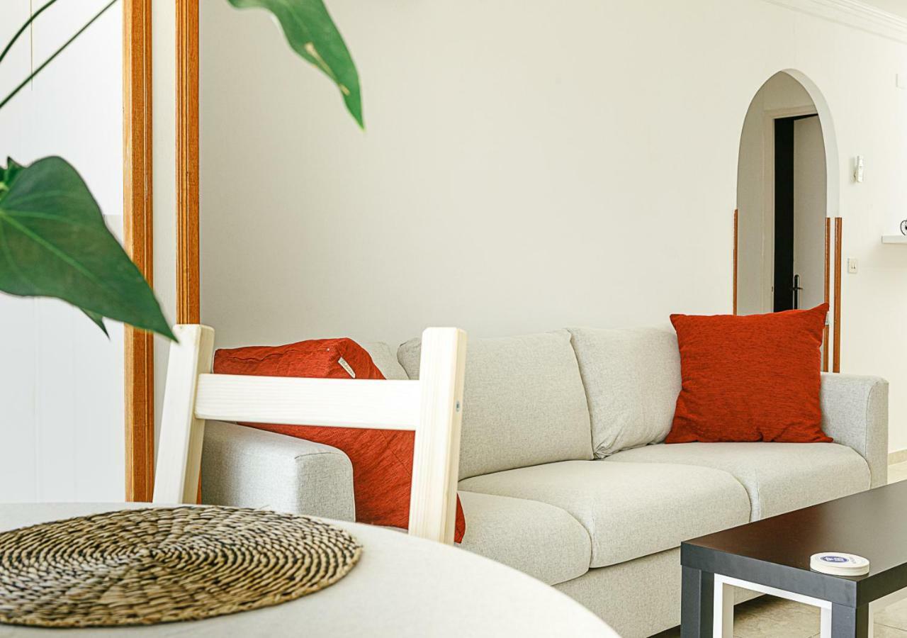 Karina D-Luxe Apartment Empuriabrava Exterior photo
