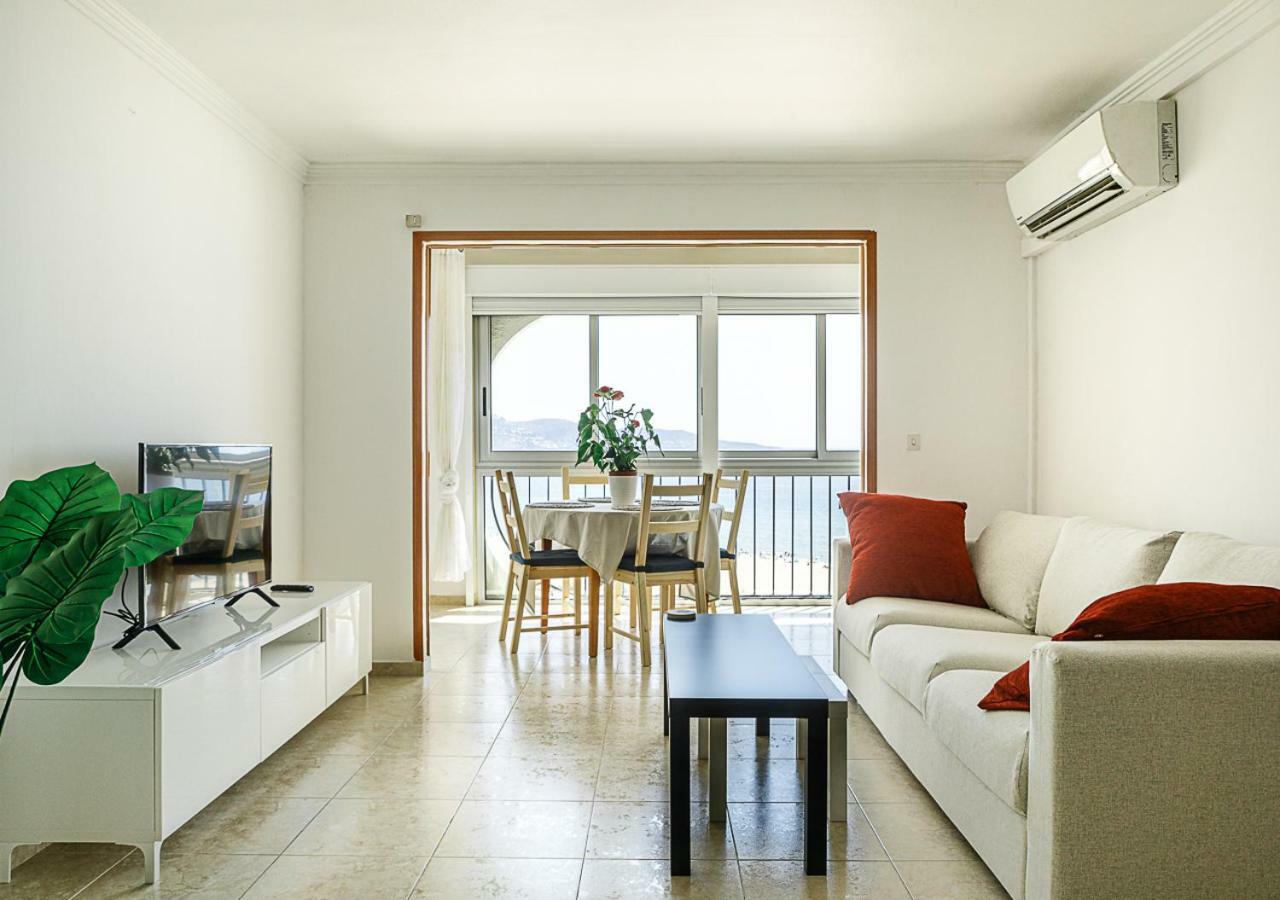 Karina D-Luxe Apartment Empuriabrava Exterior photo